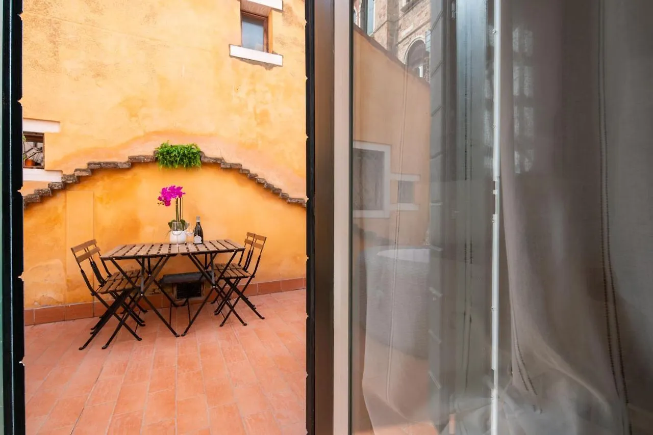 Suite Rava - San Marco With Pool Venedik
