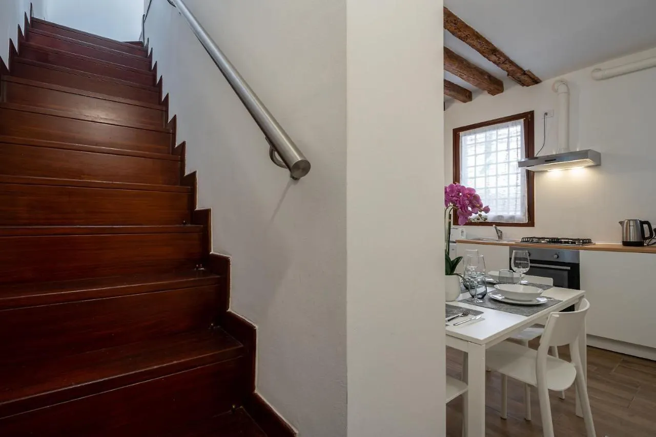 Daire Suite Rava - San Marco With Pool Venedik